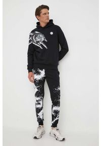 Plein Sport - PLEIN SPORT bluza męska kolor czarny z kapturem z nadrukiem. Typ kołnierza: kaptur. Kolor: czarny. Długość rękawa: długi rękaw. Długość: długie. Wzór: nadruk. Styl: sportowy #4