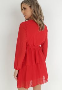 Born2be - Czerwona Sukienka Sharpblaze. Kolor: czerwony. Materiał: materiał, tkanina. Długość rękawa: długi rękaw. Typ sukienki: kopertowe. Długość: mini