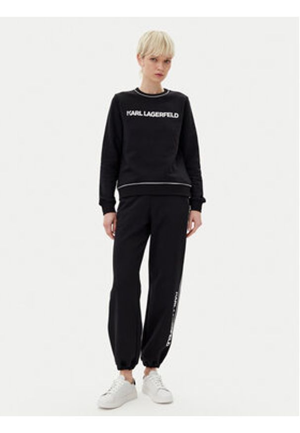 Karl Lagerfeld - KARL LAGERFELD Bluza A2W20066 Czarny Regular Fit. Typ kołnierza: dekolt w karo. Kolor: czarny. Materiał: bawełna