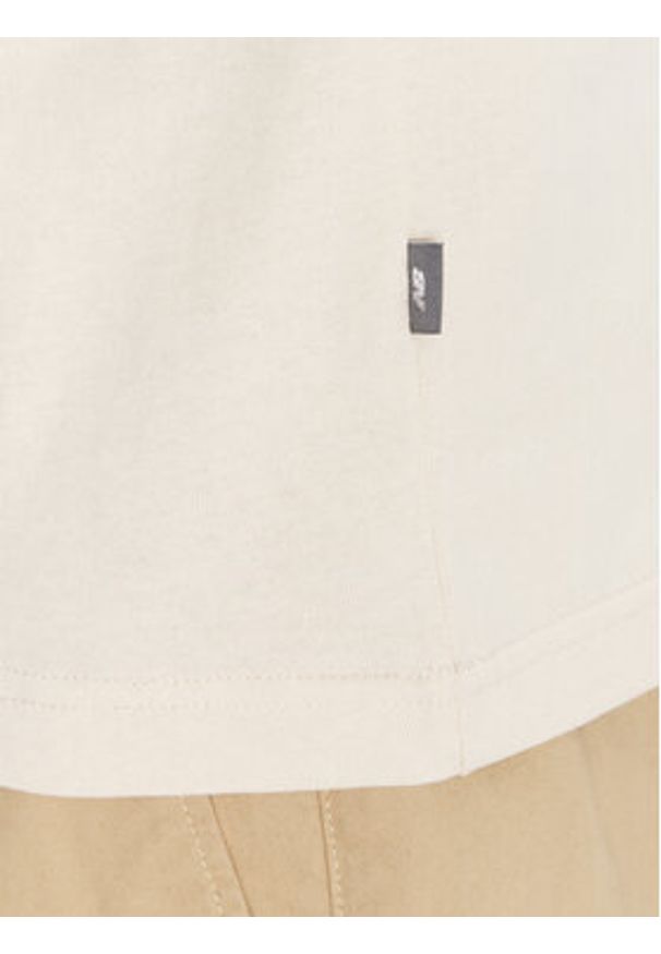 New Balance T-Shirt MT51974 Beżowy Relaxed Fit. Kolor: beżowy. Materiał: bawełna