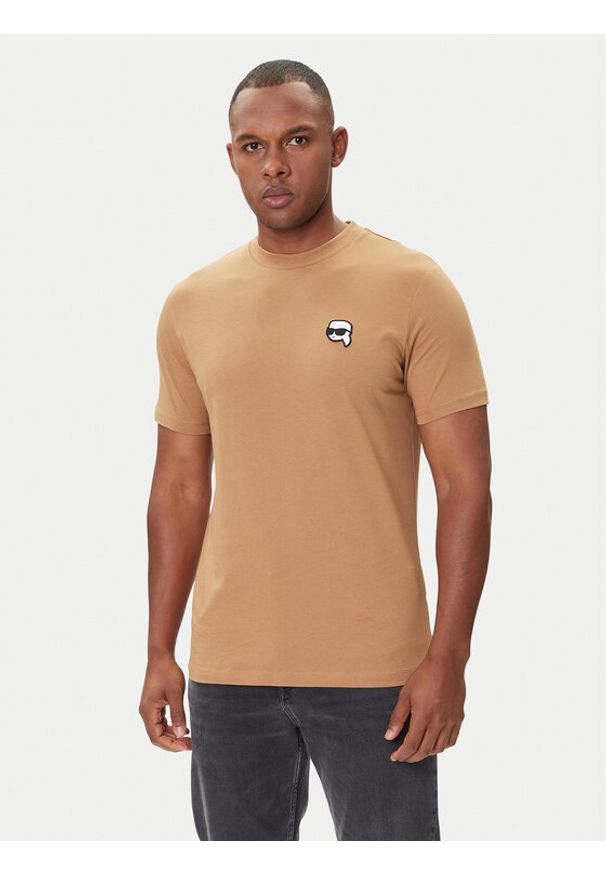 Karl Lagerfeld - KARL LAGERFELD T-Shirt 755710 554224 Beżowy Regular Fit. Typ kołnierza: dekolt w karo. Kolor: beżowy. Materiał: bawełna
