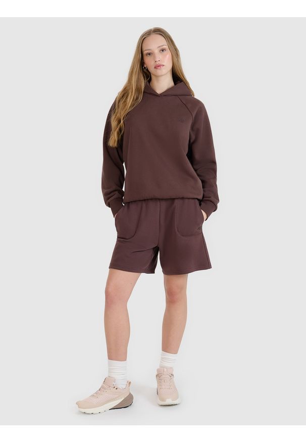 4f - 4F Spodenki dresowe uniseks - brązowe M. Okazja: na co dzień. Kolor: brązowy. Materiał: dresówka. Długość: krótkie. Wzór: gładki, ze splotem. Styl: casual, sportowy