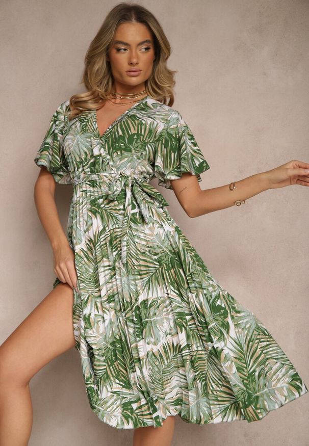 Renee - Ciemnozielona Plisowana Rozkloszowana Sukienka z Bawełną Culinea. Okazja: na co dzień, na imprezę. Kolor: zielony. Materiał: bawełna. Styl: klasyczny, casual