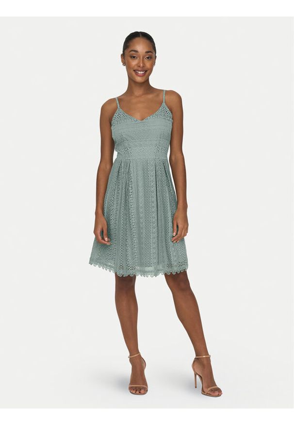 only - ONLY Sukienka letnia Helena 15204799 Zielony Regular Fit. Kolor: zielony. Materiał: bawełna. Sezon: lato