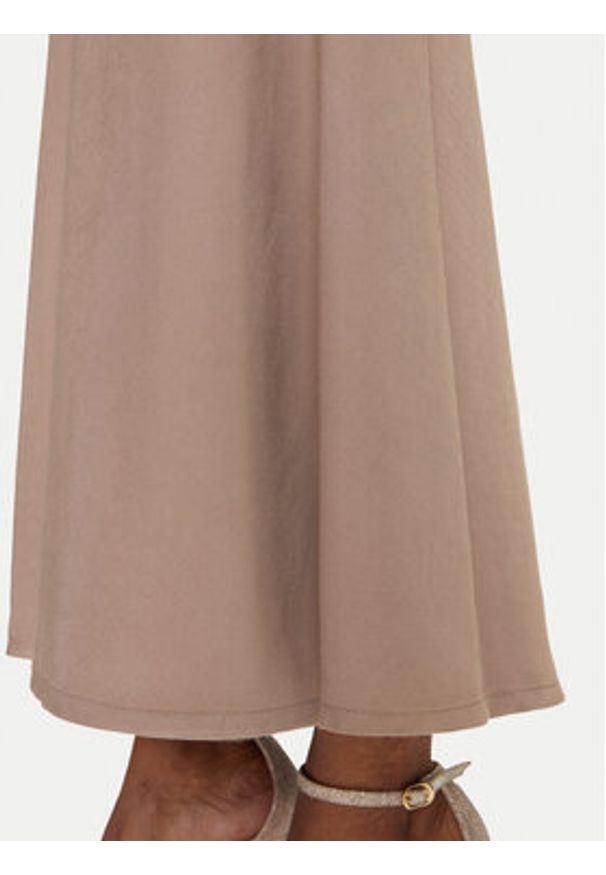 only - ONLY Spódnica maxi Chigo 15338282 Beżowy Regular Fit. Kolor: beżowy. Materiał: wiskoza