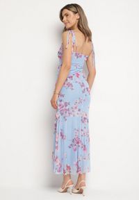 Born2be - Niebieski Komplet w Kwiaty Spódnica i Top z Wiązanymi Ramiączkami i Falbankami Torellina. Kolor: niebieski. Materiał: jeans. Wzór: kwiaty #3