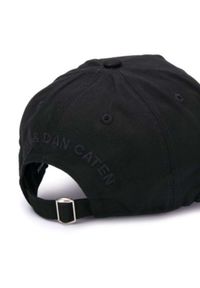 DSQUARED2 - Czarna czapka z monochromatycznym logo. Kolor: czarny. Materiał: bawełna, materiał. Wzór: napisy, haft #3