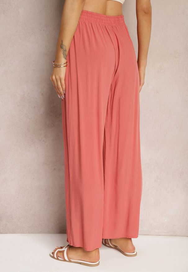 Renee - Różowe Szerokie Spodnie z Gumką i Wiązaniem w Pasie Gamina. Kolor: różowy. Sezon: wiosna, lato