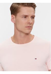 TOMMY HILFIGER - Tommy Hilfiger T-Shirt MW0MW10800 Różowy Slim Fit. Kolor: różowy. Materiał: bawełna #5