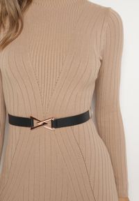 Born2be - Ciemnobeżowa Sukienka Dzianinowa z Domieszką Wełny i Ozdobnym Paskiem Nirisia. Okazja: na co dzień. Kolor: beżowy. Materiał: wełna, dzianina. Długość rękawa: długi rękaw. Typ sukienki: proste. Styl: casual, elegancki #5