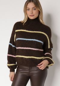 Born2be - Brązowy Golf z Wełną Ozdobiony Paskami Reisorria. Okazja: na co dzień, na spacer. Typ kołnierza: golf. Kolor: brązowy. Materiał: wełna. Wzór: aplikacja. Styl: casual #3
