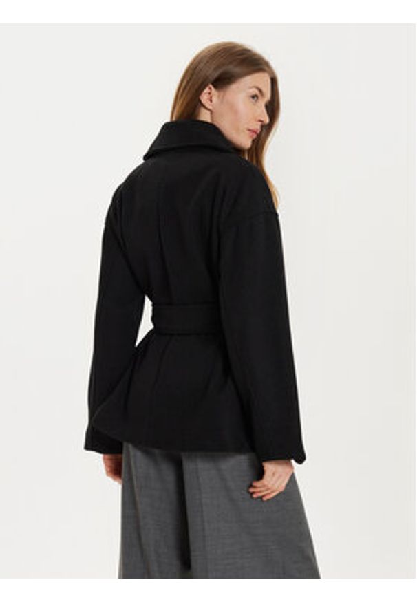 Gina Tricot Kurtka przejściowa 22988 Czarny Regular Fit. Kolor: czarny. Materiał: syntetyk