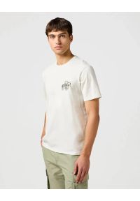 Wrangler - MESKA KOSZULKA WRANGLER SMALL GRAPHIC TEE VINTAGE WHITE 112362805. Styl: vintage #1