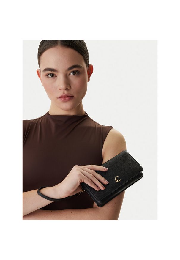 Torebka Coccinelle. Kolor: czarny