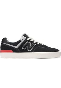Buty męskie New Balance Numeric NM574VYW – czarne. Kolor: czarny. Materiał: dresówka, zamsz. Szerokość cholewki: normalna. Model: New Balance 574. Sport: skateboard