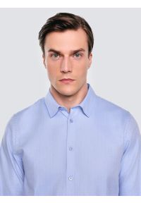 Big-Star - Koszula męska bawełniana błękitna Guberno 400. Okazja: do pracy. Kolor: niebieski. Materiał: bawełna. Wzór: haft, jodełka, ze splotem. Styl: klasyczny, elegancki #4