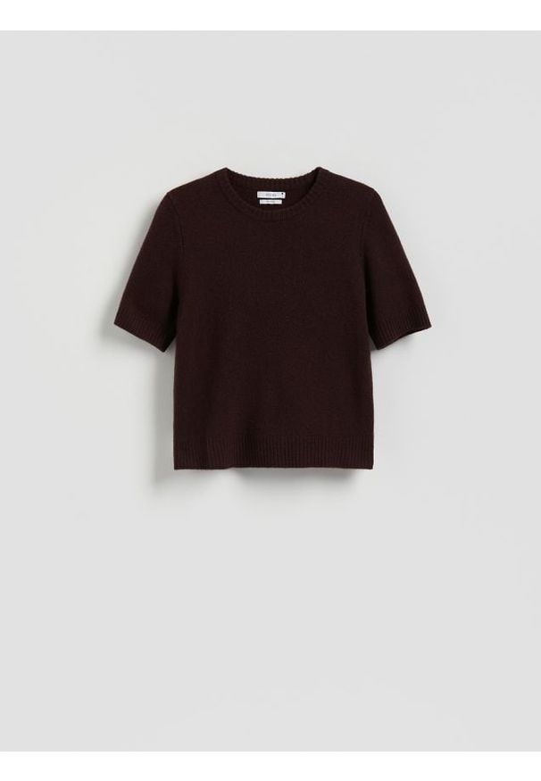 Reserved - Wełniany sweter - ciemnobrązowy. Kolor: brązowy. Materiał: wełna