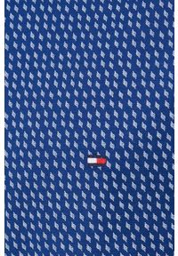 TOMMY HILFIGER - Tommy Hilfiger koszula bawełniana męska kolor granatowy regular z kołnierzykiem button-down. Typ kołnierza: button down. Kolor: niebieski. Materiał: bawełna. Długość rękawa: krótki rękaw. Długość: krótkie. Wzór: aplikacja #2