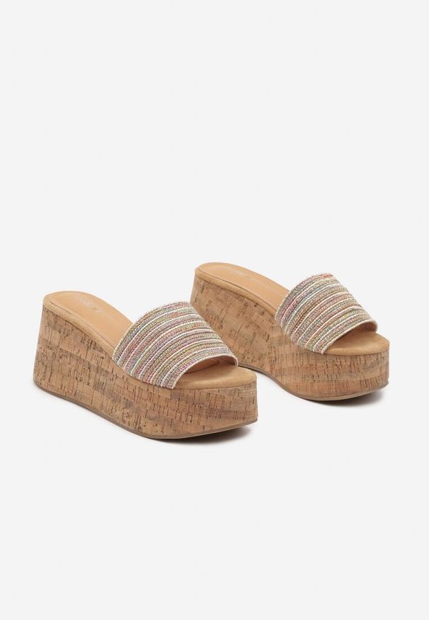 Born2be - Beżowo-Różowe Klapki na Platformie i Koturnie z Plecionym Paskiem Eliseny. Okazja: na plażę, na co dzień, na spacer. Nosek buta: otwarty. Kolor: beżowy. Materiał: len, materiał. Sezon: lato. Obcas: na koturnie. Styl: casual, elegancki, wizytowy