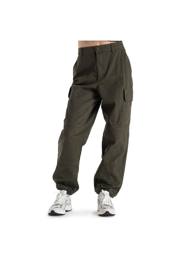 Spodnie Champion Organic Cotton Cargo Trousers 117448-GS508 - zielone. Kolor: zielony. Materiał: bawełna, dresówka. Wzór: haft