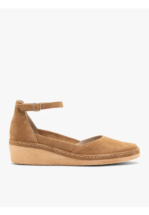 Ryłko - Rude czółenka na platformie z paskiem wokół kostki. Zapięcie: pasek. Kolor: brązowy. Materiał: skóra, welur. Szerokość cholewki: normalna. Obcas: na platformie. Styl: street