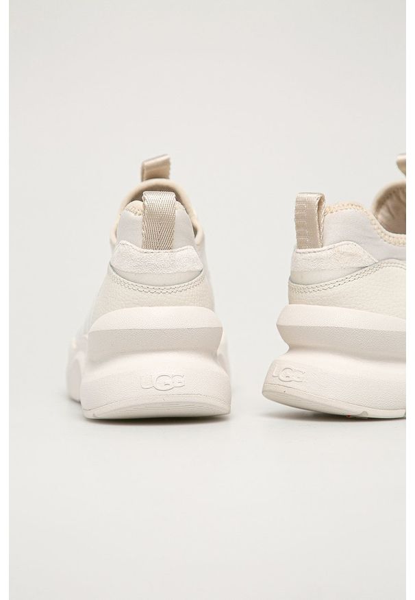 Ugg - UGG - Buty La Daze. Nosek buta: okrągły. Zapięcie: sznurówki. Kolor: biały. Obcas: na platformie