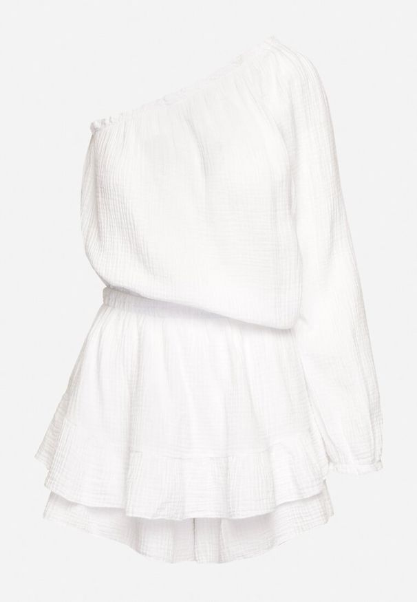 Born2be - Biały Muślinowy Kombinezon z Bawełny na Jedno Ramię z Gumką w Pasie Vimaree. Okazja: na co dzień, na imprezę. Kolor: biały. Materiał: bawełna. Styl: casual