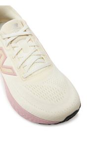 New Balance Buty do biegania Evoz WEVOZLC4 Biały. Kolor: biały. Materiał: materiał