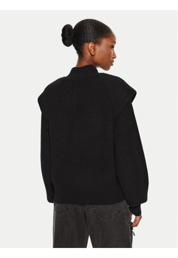 GESTUZ - Gestuz Sweter Madia 10909459 Czarny Loose Fit. Kolor: czarny. Materiał: wełna