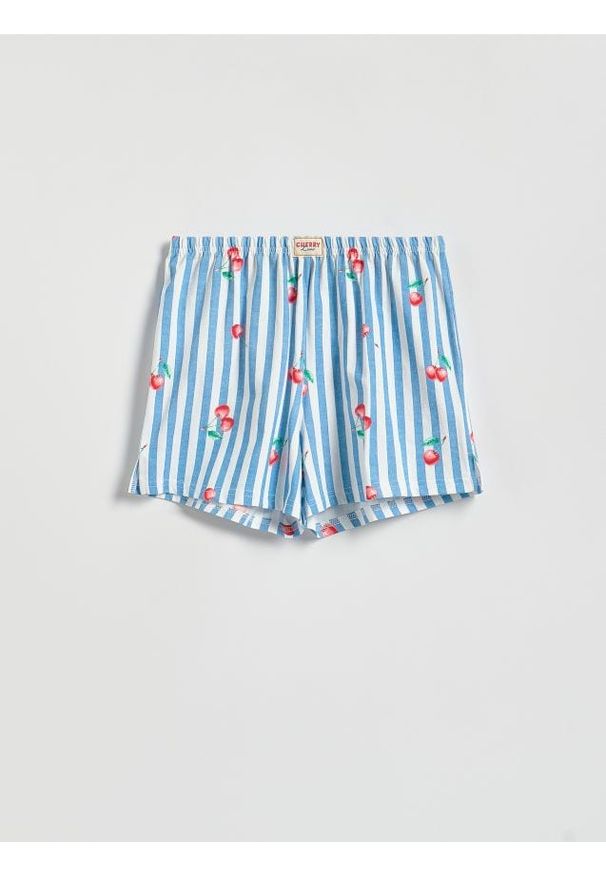 Reserved - Szorty w paski - niebieski. Kolor: niebieski. Materiał: bawełna. Wzór: paski