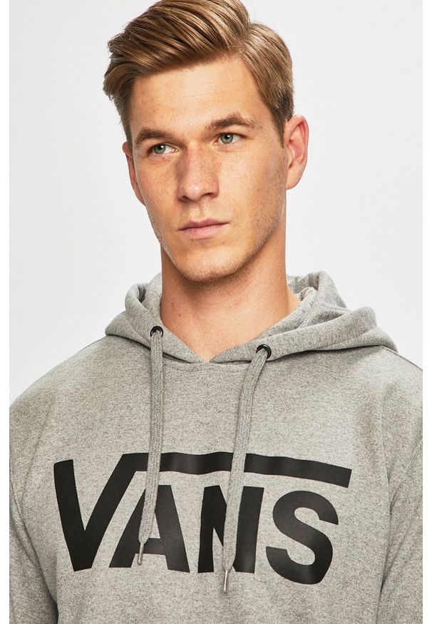 Vans - Bluza. Okazja: na co dzień. Typ kołnierza: kaptur. Kolor: szary. Materiał: dzianina. Wzór: nadruk. Styl: casual