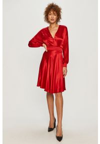 TwinSet - Twinset - Sukienka. Kolor: czerwony. Materiał: tkanina. Długość rękawa: długi rękaw. Typ sukienki: rozkloszowane #4