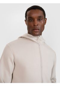 4f - 4F Bluza dresowa rozpinana z kapturem męska - beżowa 3XL. Okazja: na co dzień. Typ kołnierza: kaptur. Kolor: beżowy. Materiał: dresówka. Wzór: ze splotem, nadruk, napisy, gładki. Styl: casual, sportowy, elegancki #2