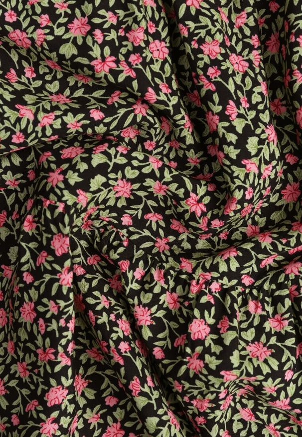 Renee - Czarna Sukienka Phaerica. Typ kołnierza: kołnierz z falbankami. Kolor: czarny. Wzór: nadruk, kolorowy, kwiaty. Styl: klasyczny. Długość: mini