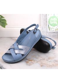 Skórzane sandały damskie płaskie niebieskie T.Sokolski L22-521. Kolor: niebieski. Materiał: skóra #8