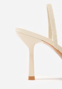 Born2be - Beżowe Transparentne Szpilki z Odkrytą Piętą i Cyrkoniami na Nosku Ilunatia. Okazja: na co dzień, na randkę, na ślub cywilny, na wesele. Kolor: beżowy. Materiał: jeans. Obcas: na szpilce. Styl: casual, elegancki, wizytowy #8