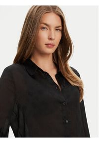 Guess Koszula W5YH1A WHCR2 Czarny Regular Fit. Kolor: czarny. Materiał: syntetyk