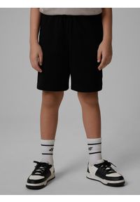 4f - 4F Spodenki dresowe chłopięce - czarne 152 (11-12 lat). Okazja: na spacer. Kolor: czarny. Materiał: dresówka. Sezon: lato #2