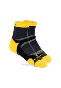 KARAKAL - Skarpety sportowe Karakal X4 Sport Ankle Socks. Kolor: wielokolorowy, czarny, żółty