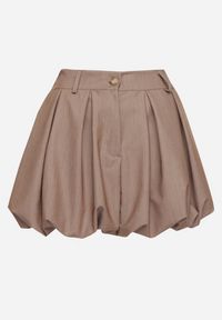 Born2be - Brązowe Szorty z Wiskozą o Fasonie Bombki Kolindra. Okazja: na co dzień. Kolor: beżowy. Materiał: wiskoza. Styl: elegancki, casual #7