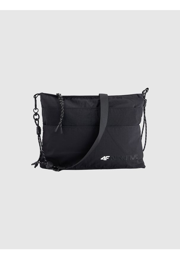 4f - 4F Saszetka crossbody uniseks - czarna Uniwersalny. Kolor: czarny. Materiał: materiał