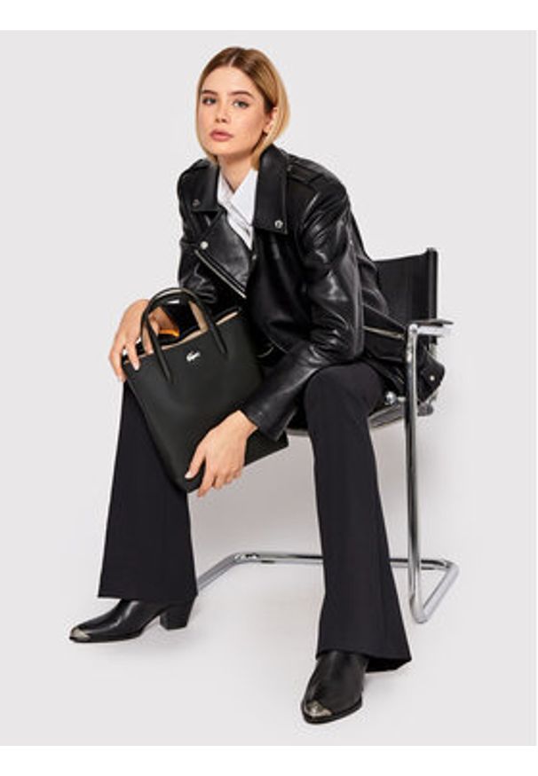 Lacoste Torebka Vertical Shopping Bag NF2991AA Czarny. Kolor: czarny. Materiał: skórzane