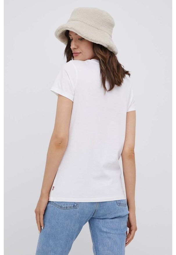 Levi's® - Levi's T-shirt bawełniany kolor biały. Okazja: na co dzień, na spotkanie biznesowe. Kolor: biały. Materiał: bawełna. Wzór: nadruk. Styl: biznesowy, casual