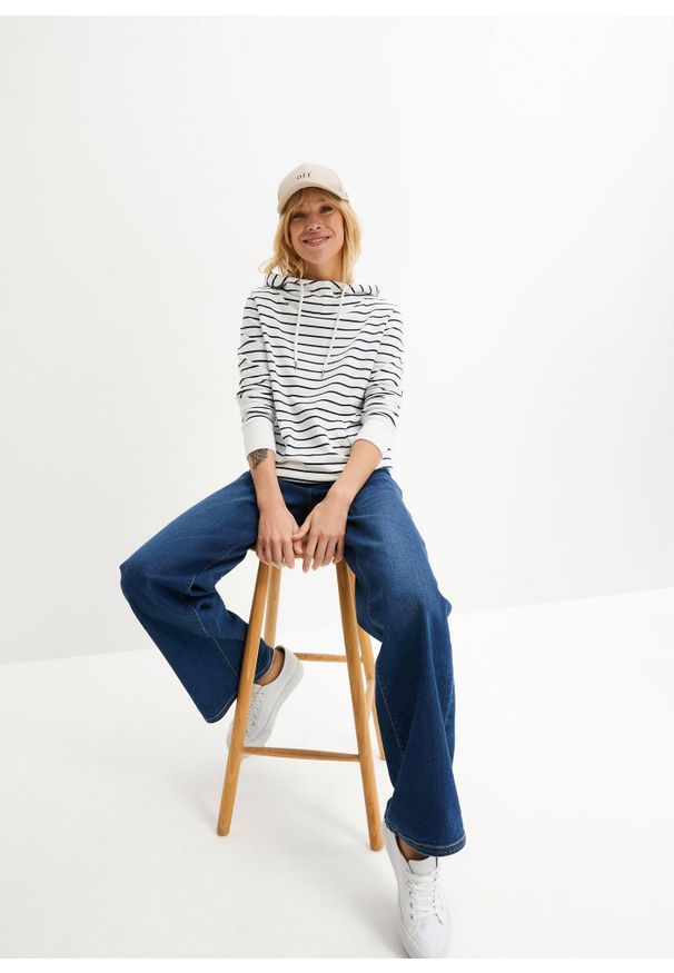 bonprix - Bluza z kapturem z mieszanki bawełny. Typ kołnierza: kaptur. Kolor: biały. Materiał: bawełna. Wzór: gładki, paski