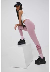 Adidas - adidas legginsy HC8618 damskie kolor różowy z nadrukiem. Stan: podwyższony. Kolor: różowy. Materiał: bawełna. Wzór: nadruk