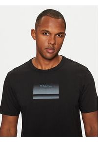 Calvin Klein T-Shirt K10K113803 Czarny Regular Fit. Kolor: czarny. Materiał: bawełna #3