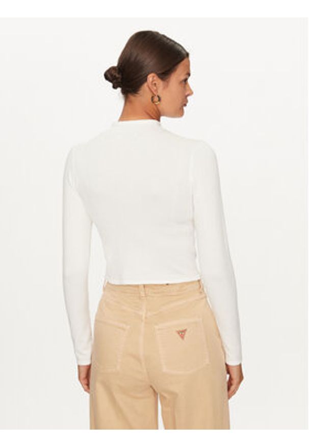 Guess Bluzka W3BR07 Z2YK2 Biały Cropp Fit. Kolor: biały. Materiał: wiskoza