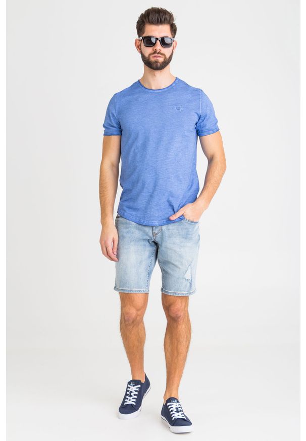 SPODENKI JEANSOWE Armani Exchange. Materiał: jeans