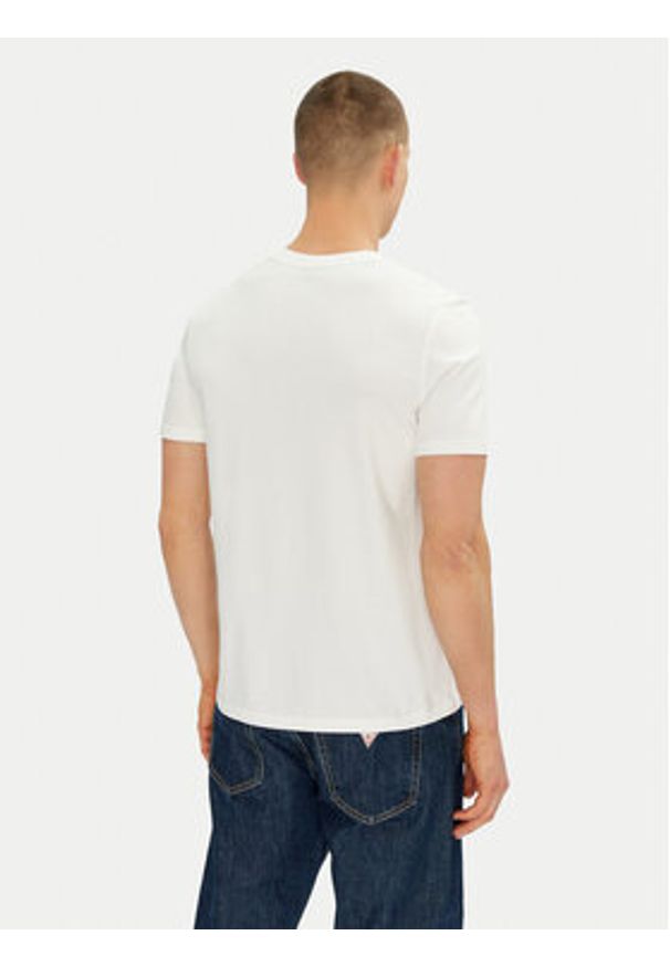Moose Knuckles T-Shirt Conway M15MT760 Écru Regular Fit. Materiał: bawełna