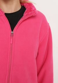 Born2be - Fuksjowy Klasyczny Polar ze Ściągaczami przy Rękawach Paradi. Okazja: na spacer, na co dzień. Kolor: różowy. Materiał: polar. Długość rękawa: długi rękaw. Długość: długie. Styl: klasyczny #4